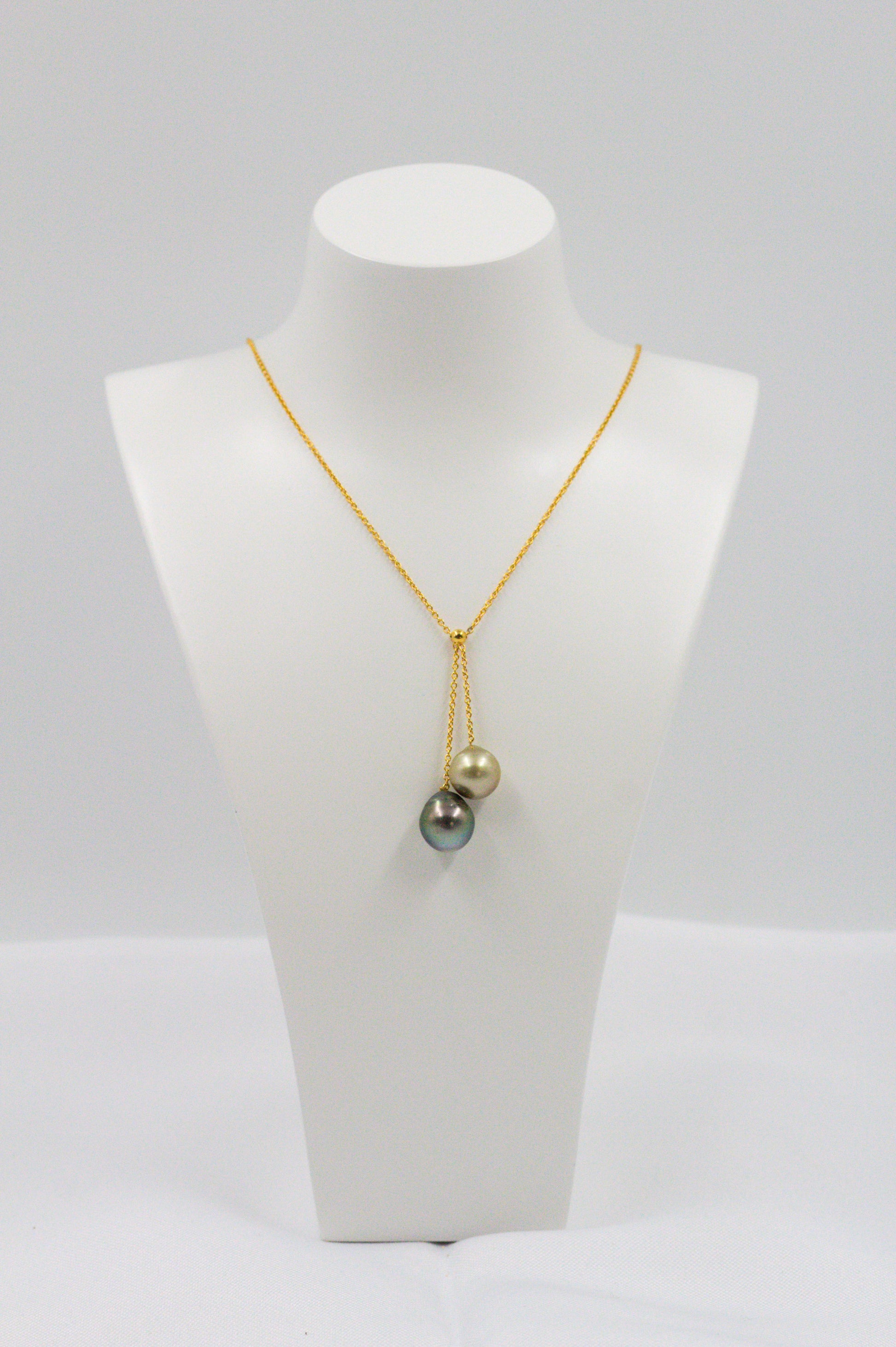 Collier Hina