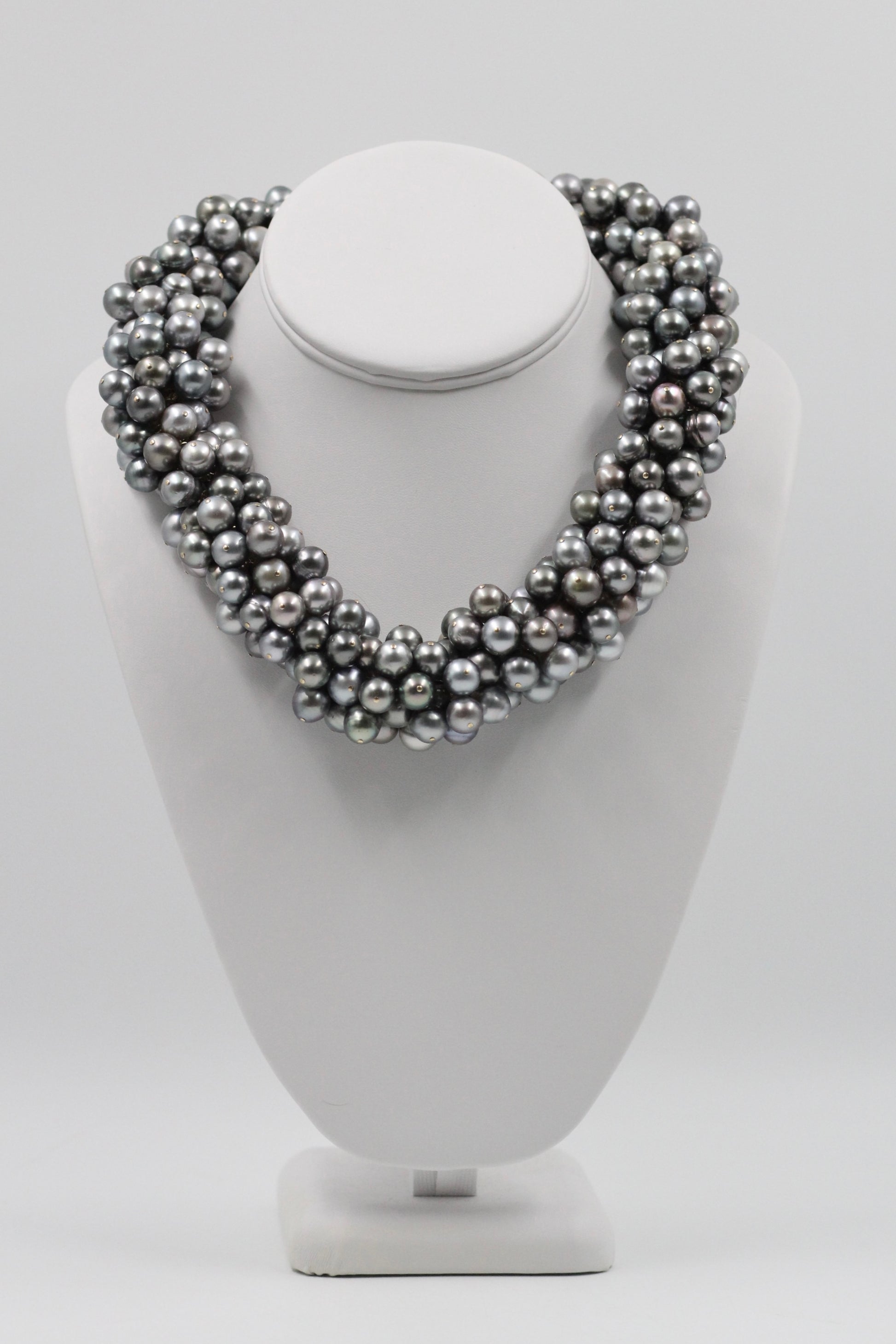 Collier Menemene